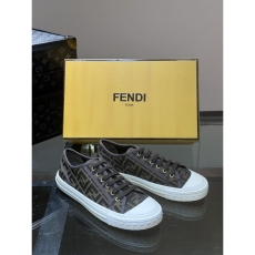 Fendi Low Shoes